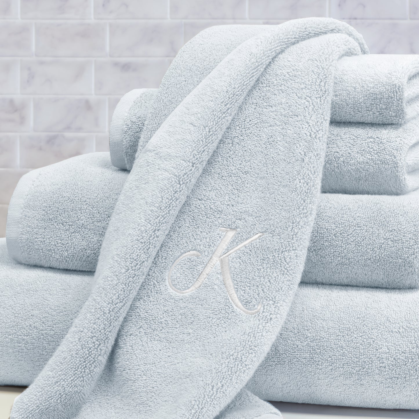 Plush Ice Blue Towel Resort Bundle (4 Wash + 4 Hand + 4 Bath Towels + 2 Bath Sheets)