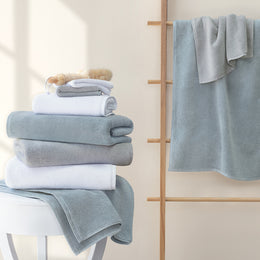 Plush Coastal Blue Towel Resort Bundle (4 Wash + 4 Hand + 4 Bath Towels + 2 Bath Sheets)