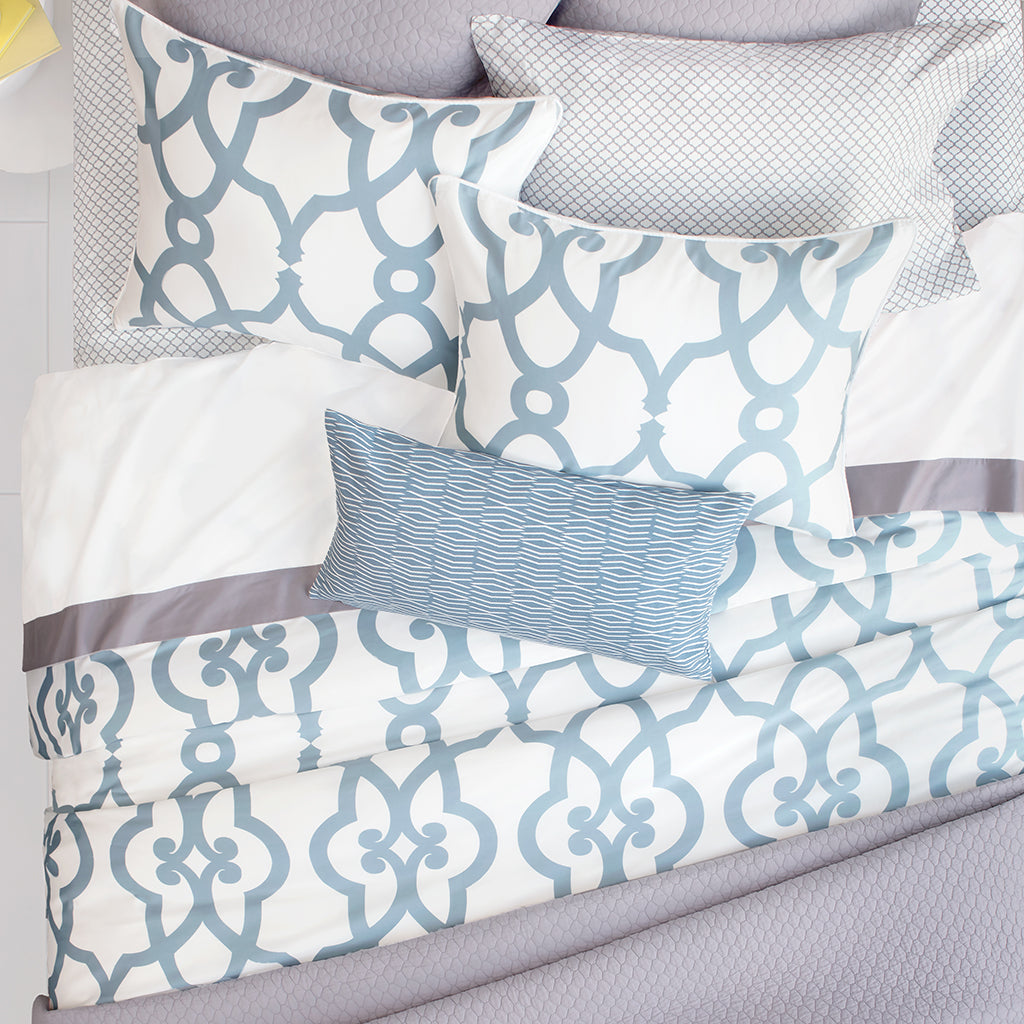 The English Grey Border Sheet Set