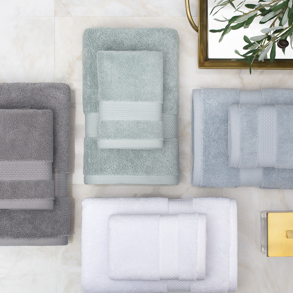 The Classic White Towels