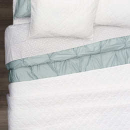 Soft White Diamond Quilt