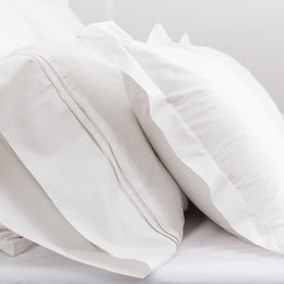 The Peninsula Soft White