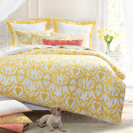 The Linden Yellow Border